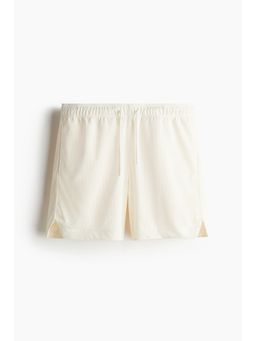 H&M - Men White Regular Fit Mesh Shorts