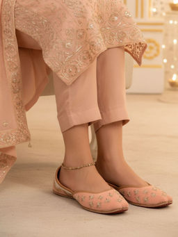 Desi Colour - Roselle Luxe The Mehar Juttis -Peach