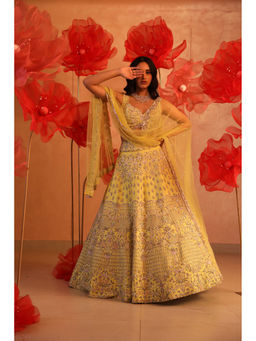 SWATHI VELDANDI - Ombre Yellow Lehenga with Blouse and Dupatta (Set of 3)
