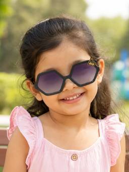 DukieKooky - Kids Girl Black & Black Uv Protected Pentagon Shape Sunglasses -DKSG630A