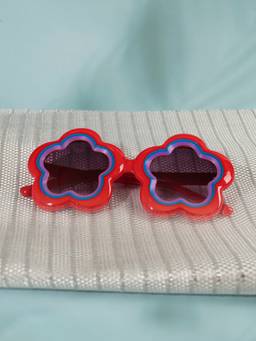 DukieKooky - Kids Girl Red & Black Uv Protected Flowers Shape Sunglasses -DKSG631F