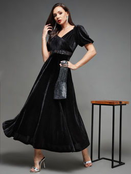 Miss Chase - Womens Black Sweetheart Neck Fit & Flare Midi Velvet Dress