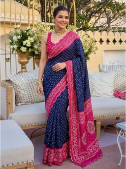 Nyri - Mirrorwork Bandhani Printed Georgette Saree with Unstitched Blouse