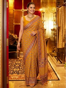 Nyri - Bandhani Embellished Embroidered Printed Georgette Saree with Unstitched Blouse