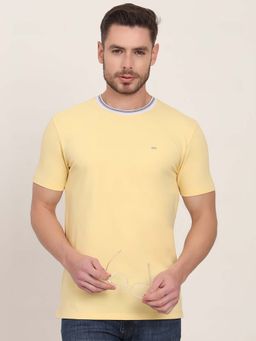 JadeBlue - Yellow Solid Slim Fit T-shirt