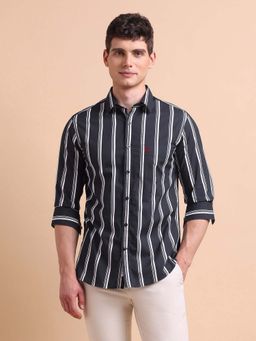 U.S. POLO ASSN. - Blue Men's Vertical Striped Tailored Fit Shirt