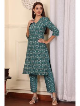 W - Forest Green Geometric Printed Rayon Straight Kurta with Pant (Set of 2)