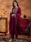 Maroon color option, Currently selected