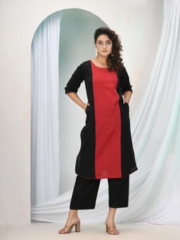 Angoshobha - Maroon Cotton Bengal Handwoven Kurta with Pant (Set of 2)