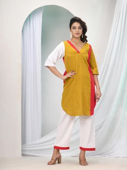 Angoshobha - Dark Mustard Cotton Bengal Handwoven Kurta with Pant (Set of 2)