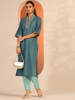 Libas - Women Blue Solid Kurta