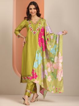 Libas - Women Green Floral Kurta & Pant with Dupatta