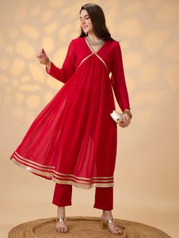 Globus - Women Red Solid Anarkali Kurta & Pant