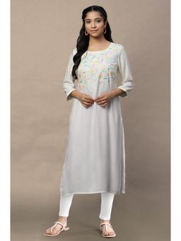 Aurelia - Women White Floral Kurta & Leggings