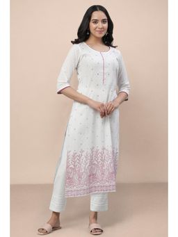 Aurelia - Women White Floral Kurta & Pant