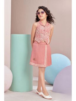 Lagorii - Peach Skirt With Sleeveless Jacket Style Top