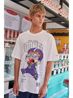 Bonkers Corner - Men White Cotton Graphic Oversized Fit T-Shirt