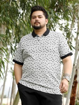 Instafab Plus - Men White Cotton Blend Printed Regular Fit Polo T-shirt