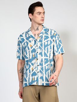 Campus Sutra - Men Sky Blue Oversized Graffiti Shirt