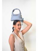 Blue color option, Currently selected