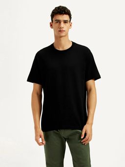 Levi's - Men's Black Solid T-Shirt