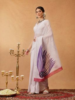 Silk Land - Off White Printed Soft Malmal Cotton Saree Unstitched Blouse