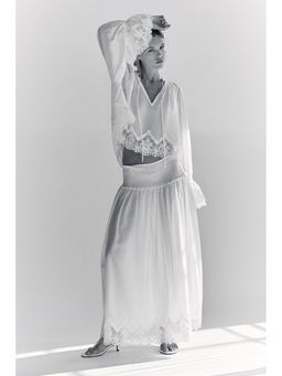 H&M - Women White Lace-Trimmed Smocked Skirt