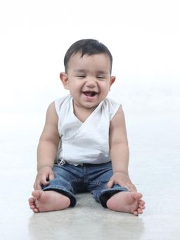 Keebee Organics - Cotton White Baby Jabla