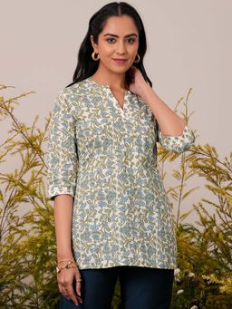 Libas - Women Floral Printed Off White Kurti With A Mandarina Collar