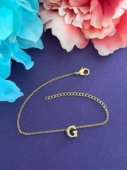 Digital Dress Room - Letter G Name Bracelet Rakhi