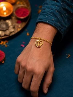 Digital Dress Room - D Letter Heart Bracelet Rakhi