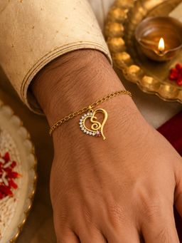 Digital Dress Room - S Letter Heart Bracelet Rakhi