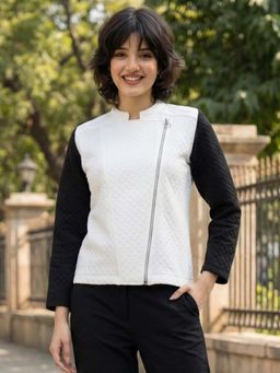 Tandul - Women Solid Quilted Jacket