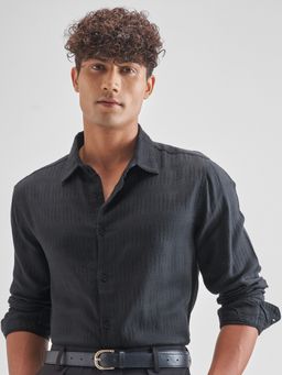 HIGHLANDER - Men Black Viscose Rayon Slim Fit Shirt