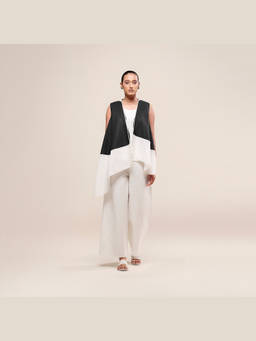 AMPM - Oren Black Solid Capes Jacket