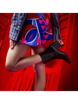 Saint G - Solid Black Leather Zipper Boots