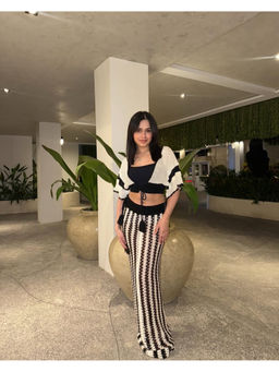 MISS MOSA BY AKANKSHA - Women White Sikoy Crochet Holiday Top with Skirt