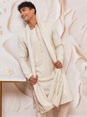 Off White color option, Currently selected