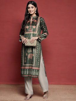 Ahalyaa - Women Green Ethnic Motifs Printed Velvet Kurta