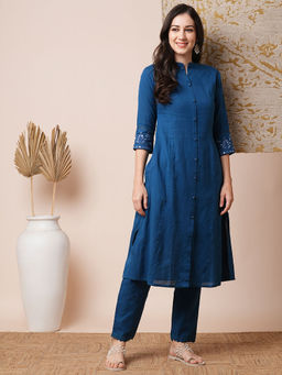 FASHOR - Teal Floral Embroidered A-Line Paneled Kurta With Pant (Set Of 2)