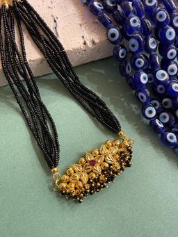 Digital Dress Room - Short Thushi Mangalsutra Flower Designs