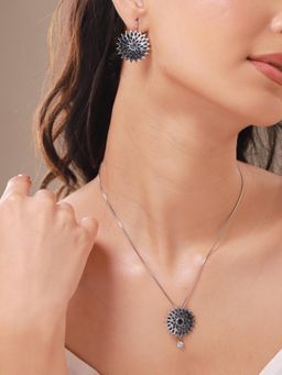 Voylla - Blue Fractals In Nature Quantum Bloom Necklace Set