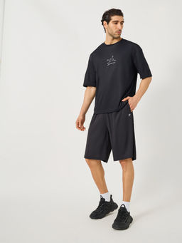 Styli - Men Black Training Solid T-Shirt & Shorts (Set of 2)