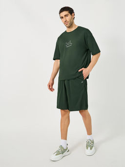 Styli - Men Green Training Solid T-Shirt & Shorts (Set of 2)