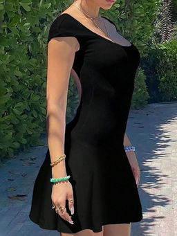 Outzidr - Women Black Polyester Blend Solid/Plain Mini Dress