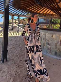 Outzidr - Women Black Polyester Printed Maxi Dress