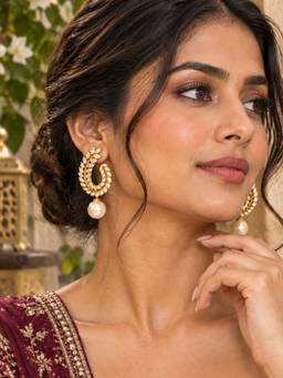 Digital Dress Room - Gold Plated Diamond Earrings