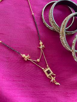 Digital Dress Room - Short Gold Mangalsutra with Red Square Pendant & Black Beads