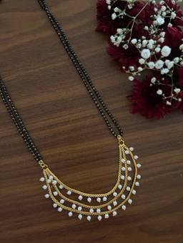 Digital Dress Room - Modern Short Mangalsutra with 3-Layer Design