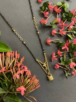 Digital Dress Room - Stylish Short Mangalsutra with Double Layer Design